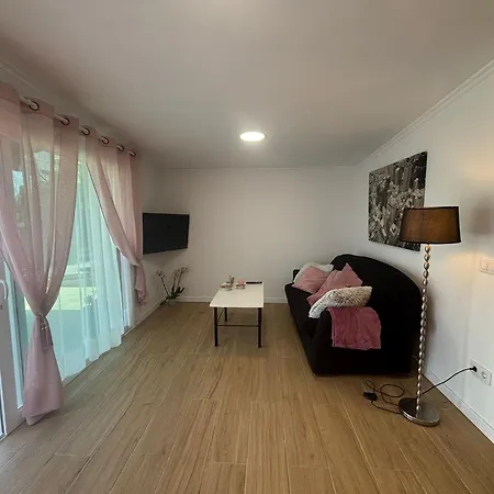 Casa Lojo アパート サンシェンショ